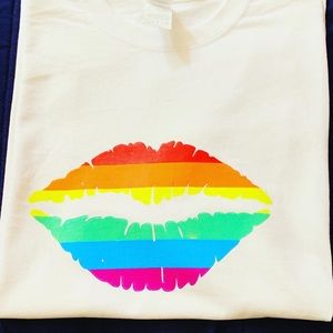 Rainbow Kisses Tee